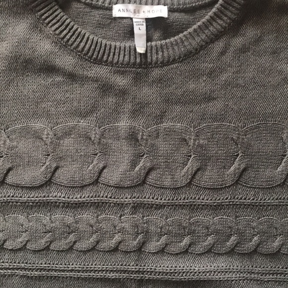 Annalee + Hope Gray Latern sleeves sweater size Large - Picture 3 of 11